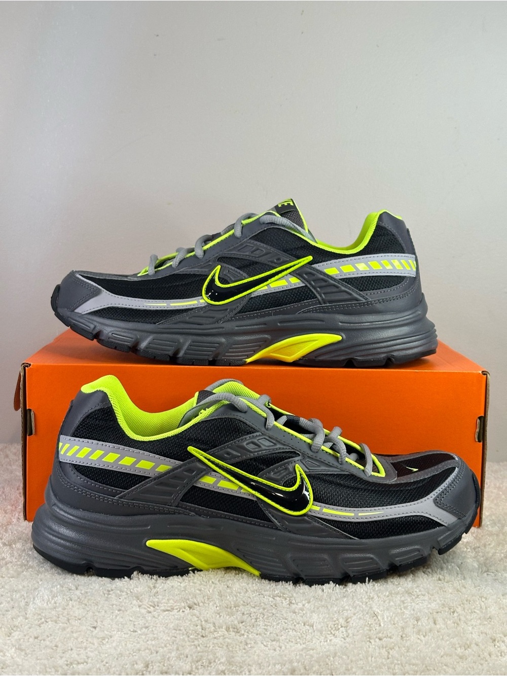 Nike Initiator